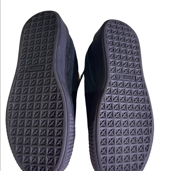 Puma black Suede crushed gem size 9 shoes great condition. - Picture 4 of 6